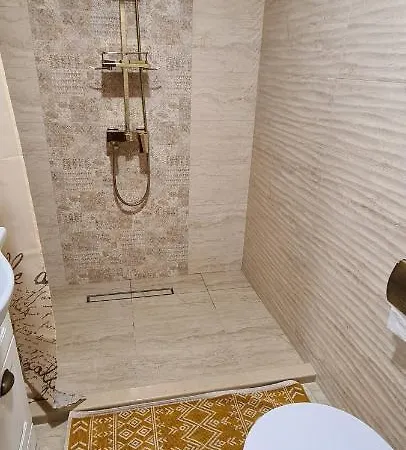 Lazarov - Country Style Luxury Apartment *